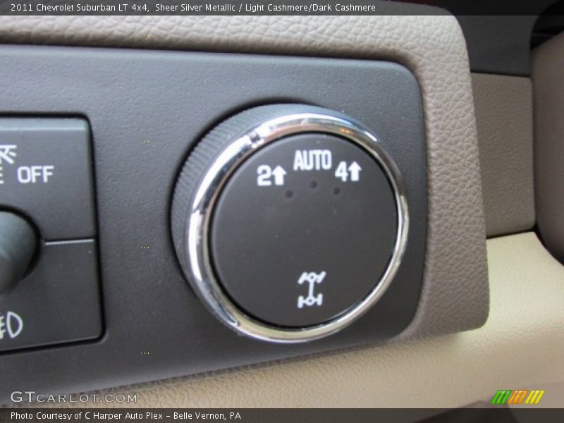 Sheer Silver Metallic / Light Cashmere/Dark Cashmere 2011 Chevrolet Suburban LT 4x4