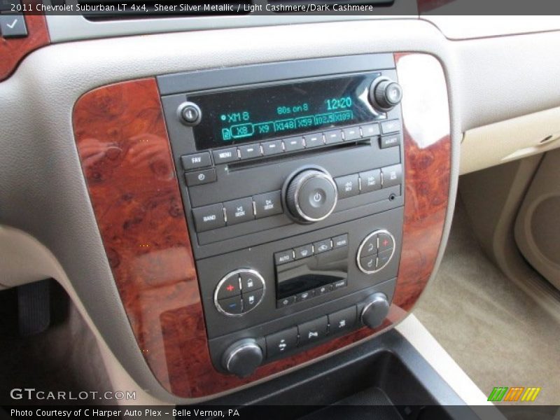 Sheer Silver Metallic / Light Cashmere/Dark Cashmere 2011 Chevrolet Suburban LT 4x4