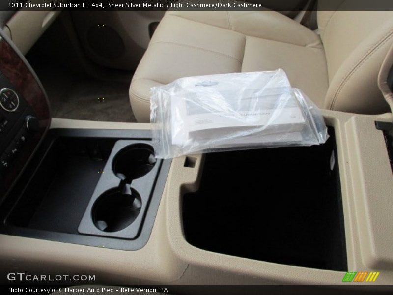 Sheer Silver Metallic / Light Cashmere/Dark Cashmere 2011 Chevrolet Suburban LT 4x4