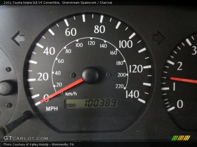 Silverstream Opalescent / Charcoal 2001 Toyota Solara SLE V6 Convertible