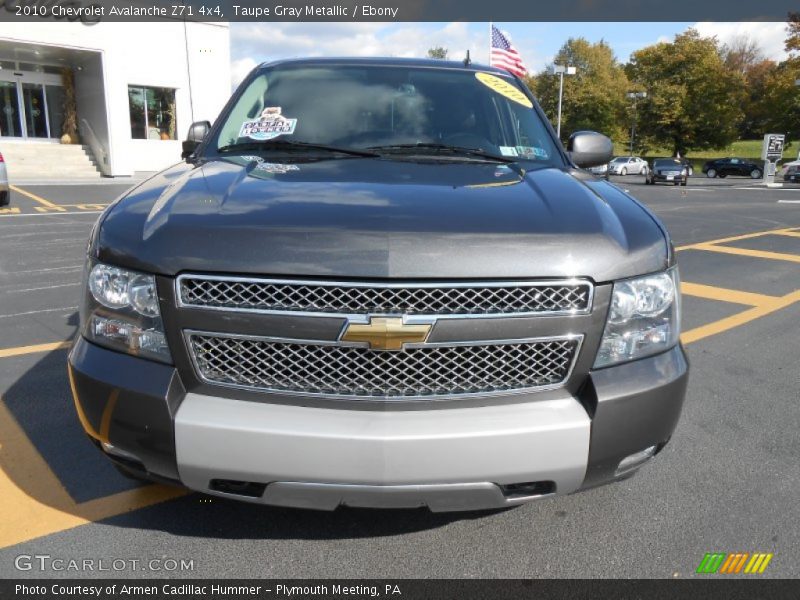 Taupe Gray Metallic / Ebony 2010 Chevrolet Avalanche Z71 4x4