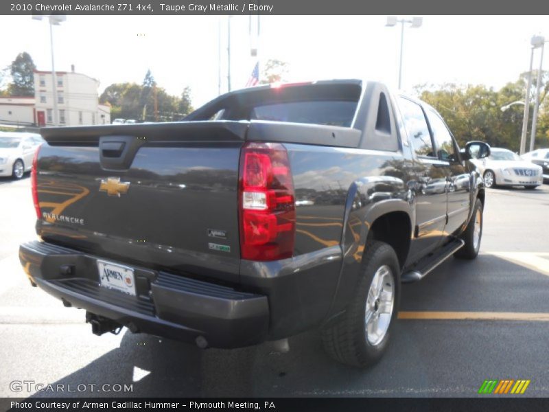 Taupe Gray Metallic / Ebony 2010 Chevrolet Avalanche Z71 4x4