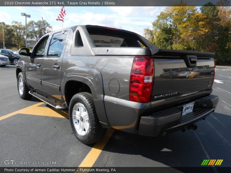 Taupe Gray Metallic / Ebony 2010 Chevrolet Avalanche Z71 4x4