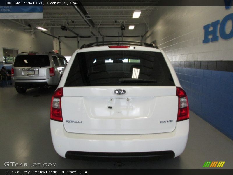 Clear White / Gray 2008 Kia Rondo EX V6