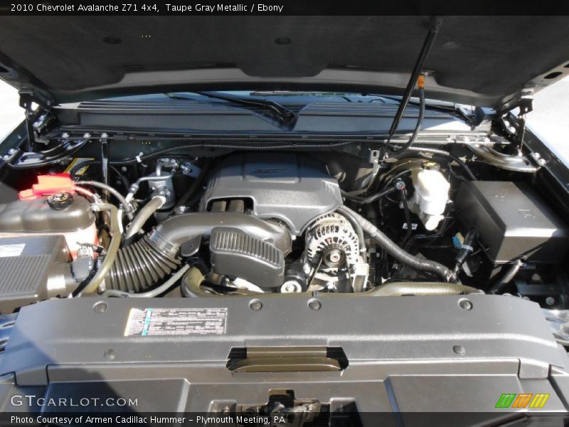 Taupe Gray Metallic / Ebony 2010 Chevrolet Avalanche Z71 4x4