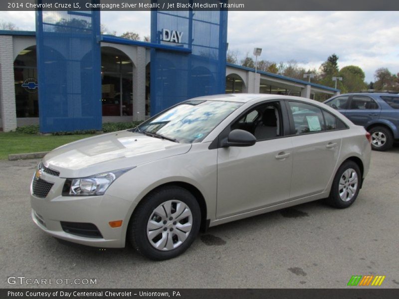 Champagne Silver Metallic / Jet Black/Medium Titanium 2014 Chevrolet Cruze LS