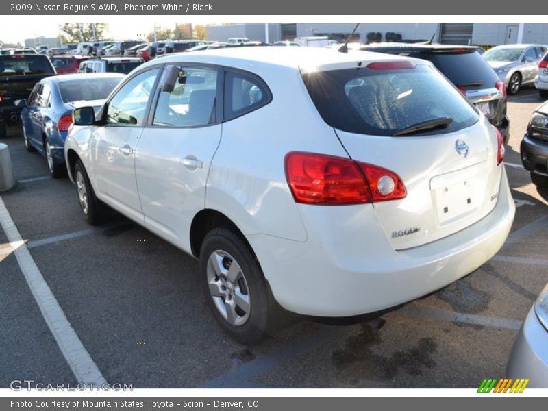 Phantom White / Black 2009 Nissan Rogue S AWD