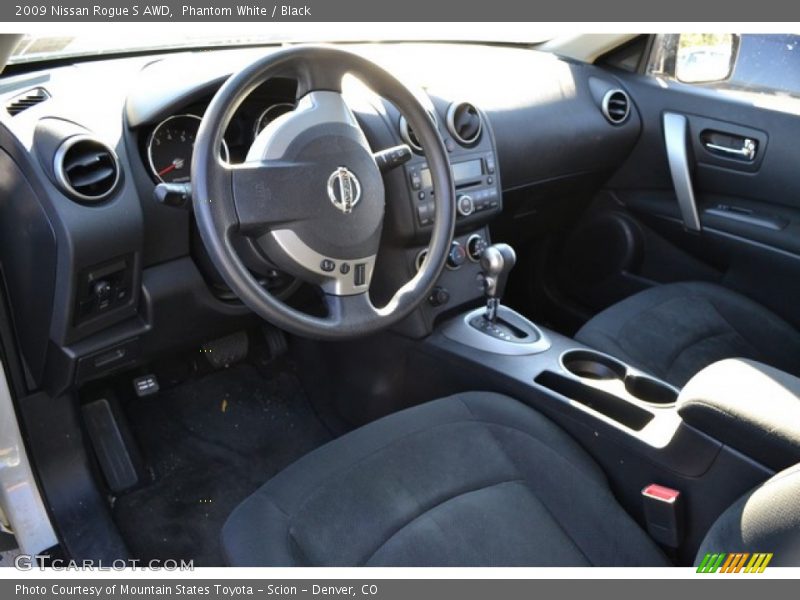 Phantom White / Black 2009 Nissan Rogue S AWD