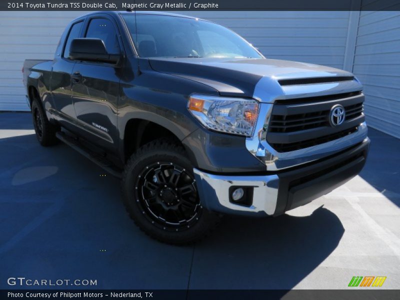 Magnetic Gray Metallic / Graphite 2014 Toyota Tundra TSS Double Cab