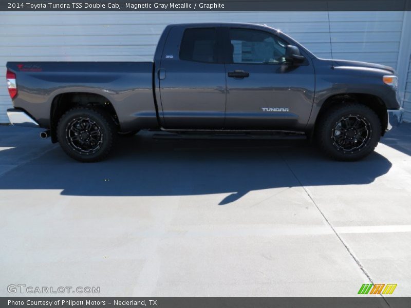 Magnetic Gray Metallic / Graphite 2014 Toyota Tundra TSS Double Cab