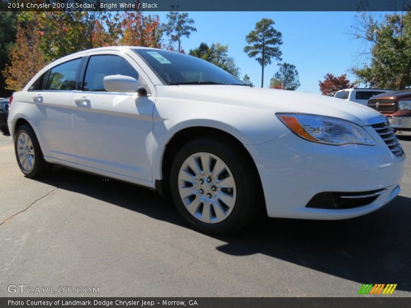 Front 3/4 View of 2014 200 LX Sedan