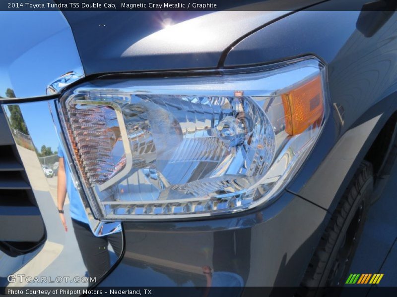 Magnetic Gray Metallic / Graphite 2014 Toyota Tundra TSS Double Cab