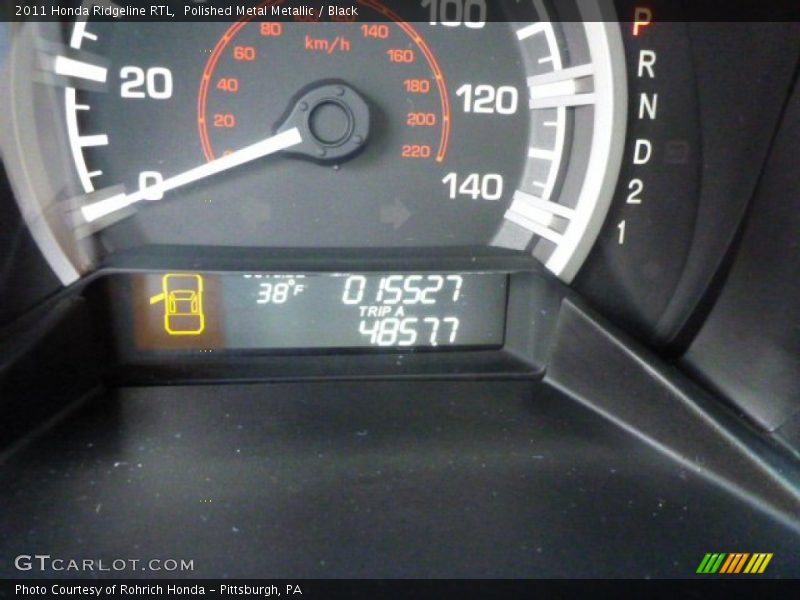 Polished Metal Metallic / Black 2011 Honda Ridgeline RTL