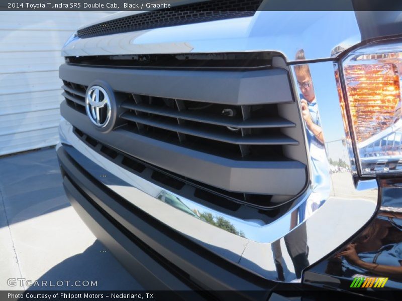 Black / Graphite 2014 Toyota Tundra SR5 Double Cab