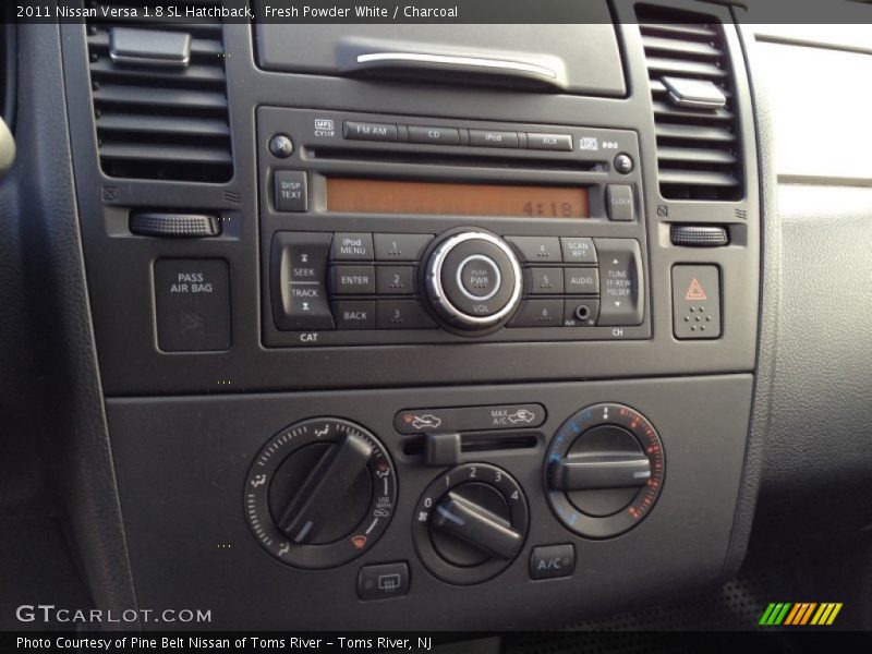 Fresh Powder White / Charcoal 2011 Nissan Versa 1.8 SL Hatchback