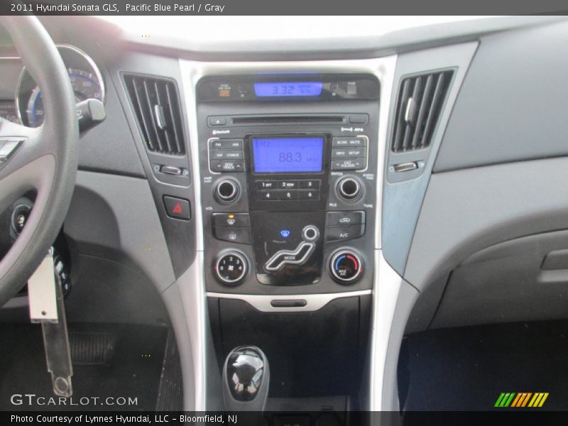 Pacific Blue Pearl / Gray 2011 Hyundai Sonata GLS