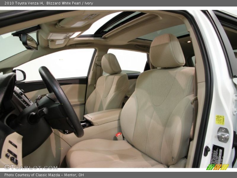 Blizzard White Pearl / Ivory 2010 Toyota Venza I4