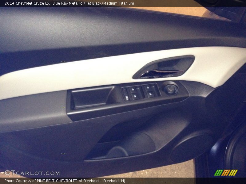 Blue Ray Metallic / Jet Black/Medium Titanium 2014 Chevrolet Cruze LS