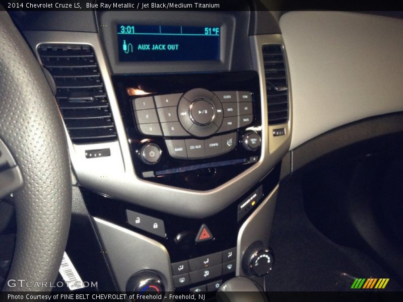Blue Ray Metallic / Jet Black/Medium Titanium 2014 Chevrolet Cruze LS