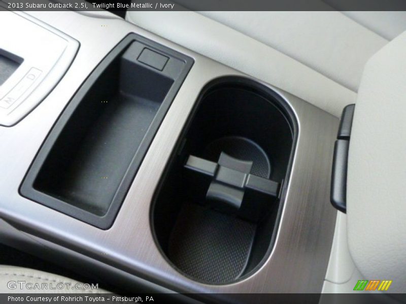 Twilight Blue Metallic / Ivory 2013 Subaru Outback 2.5i