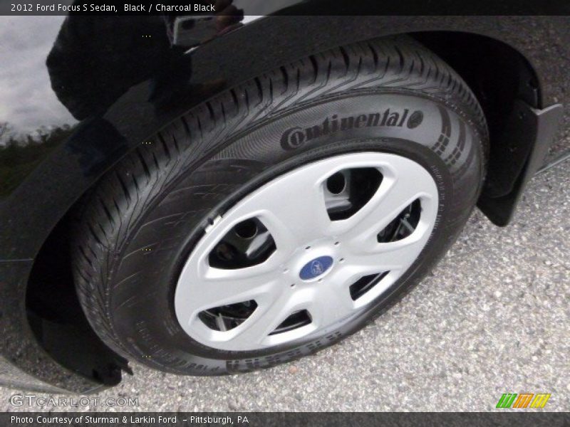 Black / Charcoal Black 2012 Ford Focus S Sedan