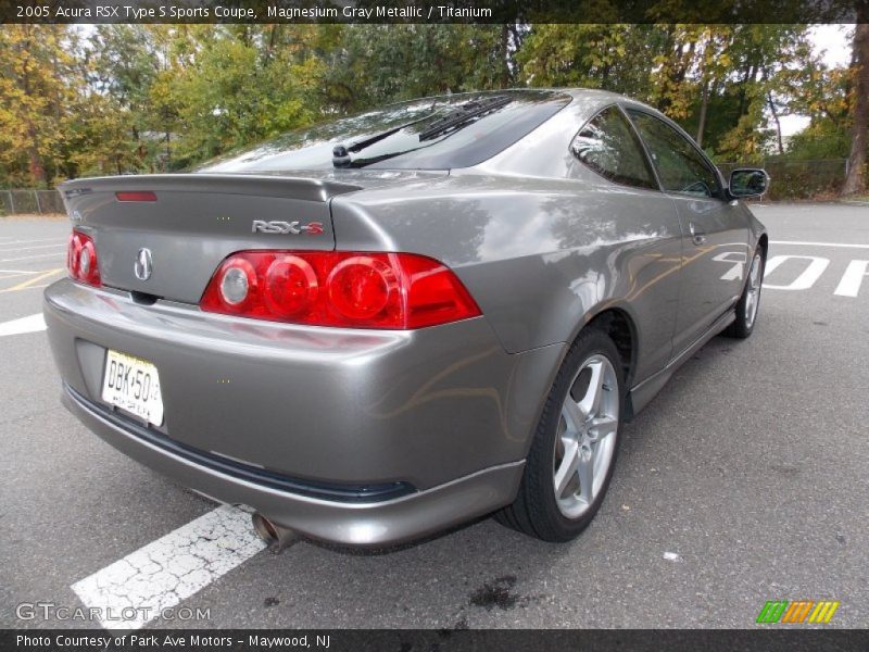 Magnesium Gray Metallic / Titanium 2005 Acura RSX Type S Sports Coupe