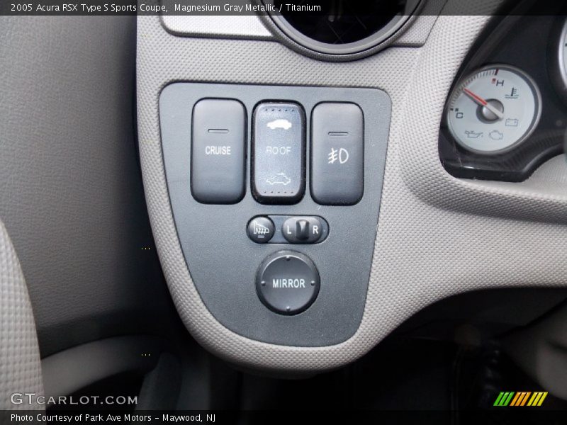 Magnesium Gray Metallic / Titanium 2005 Acura RSX Type S Sports Coupe