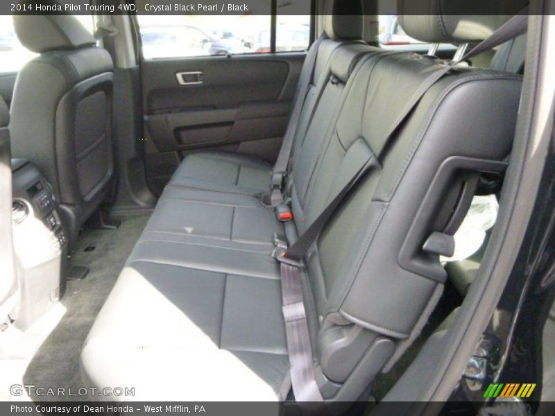 Rear Seat of 2014 Pilot Touring 4WD