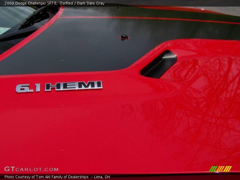 TorRed / Dark Slate Gray 2009 Dodge Challenger SRT8