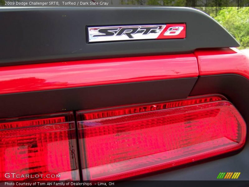 TorRed / Dark Slate Gray 2009 Dodge Challenger SRT8
