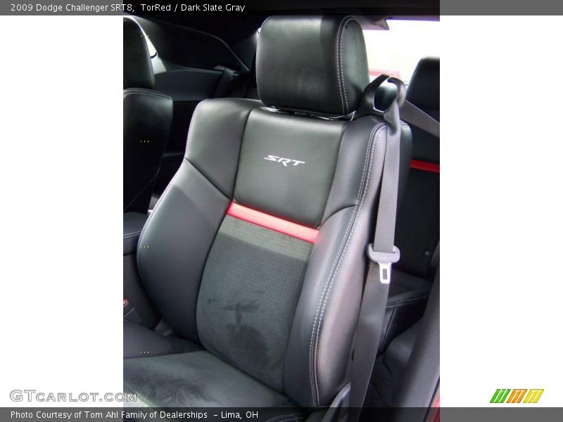 TorRed / Dark Slate Gray 2009 Dodge Challenger SRT8