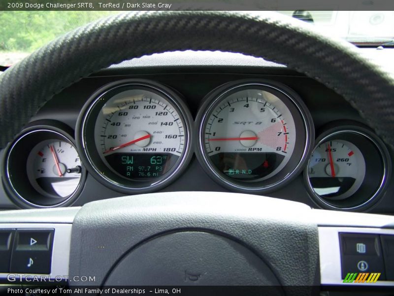 TorRed / Dark Slate Gray 2009 Dodge Challenger SRT8