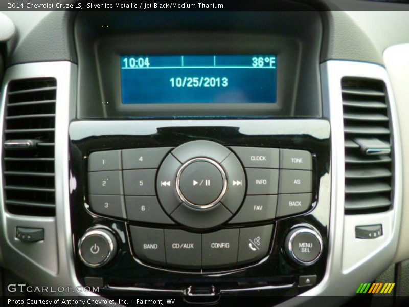Silver Ice Metallic / Jet Black/Medium Titanium 2014 Chevrolet Cruze LS