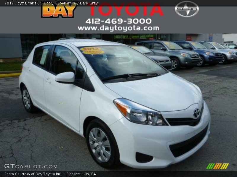 Super White / Dark Gray 2012 Toyota Yaris L 5 Door
