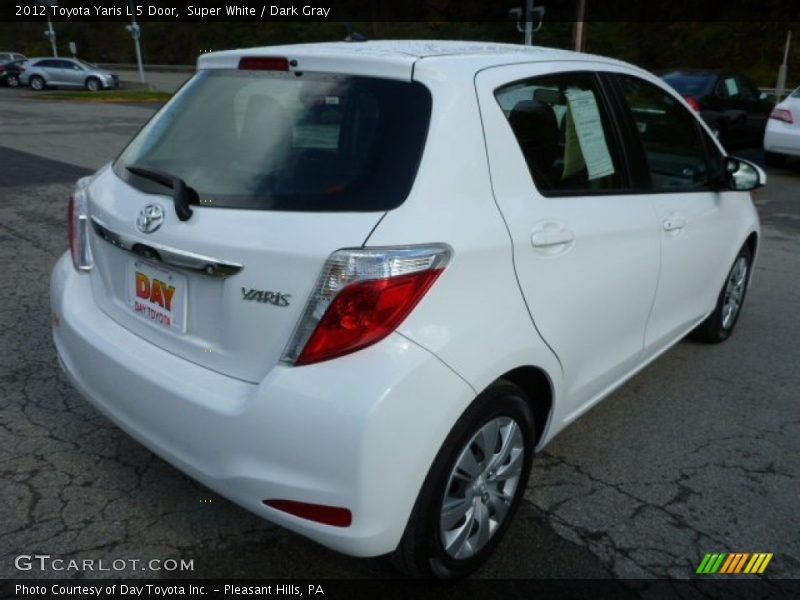 Super White / Dark Gray 2012 Toyota Yaris L 5 Door