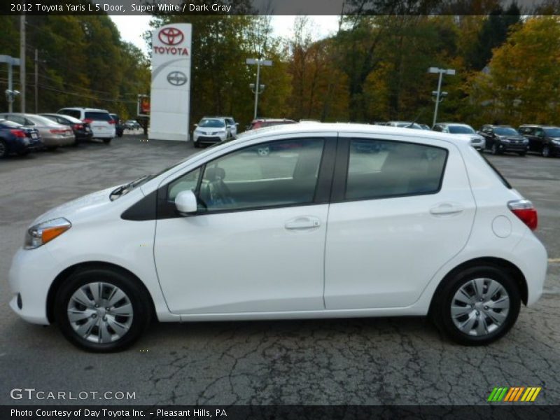 Super White / Dark Gray 2012 Toyota Yaris L 5 Door