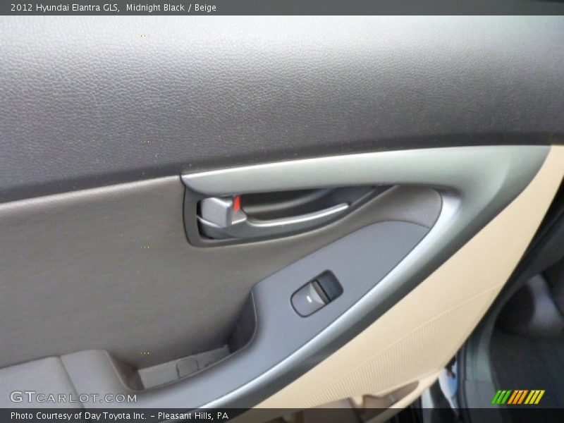 Midnight Black / Beige 2012 Hyundai Elantra GLS