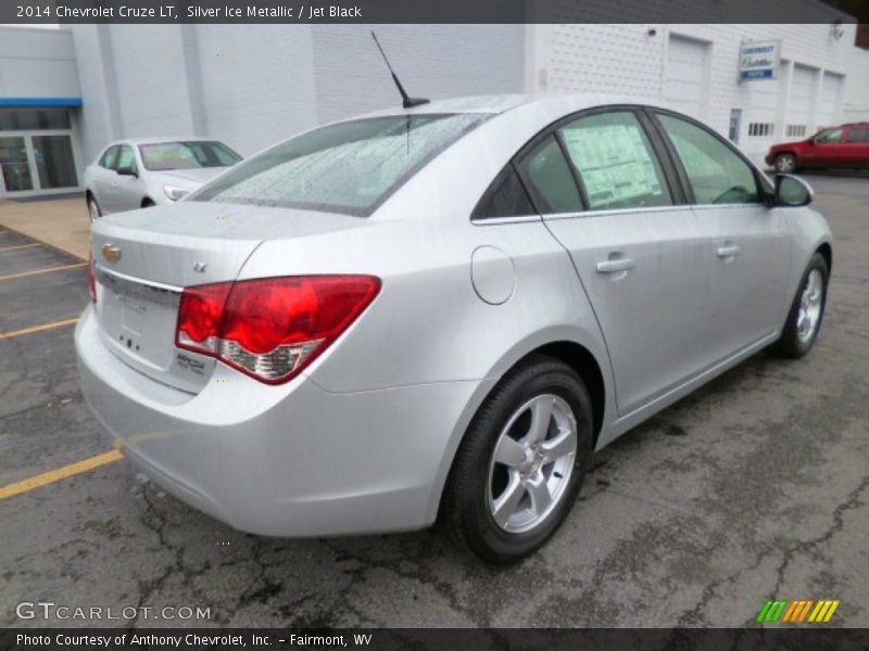Silver Ice Metallic / Jet Black 2014 Chevrolet Cruze LT