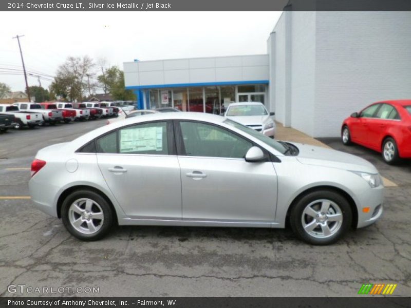 Silver Ice Metallic / Jet Black 2014 Chevrolet Cruze LT