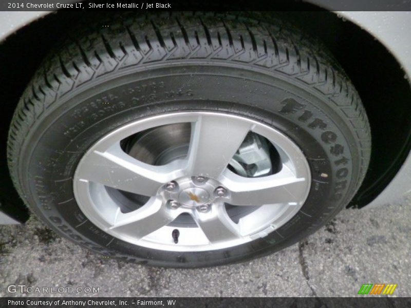 Silver Ice Metallic / Jet Black 2014 Chevrolet Cruze LT