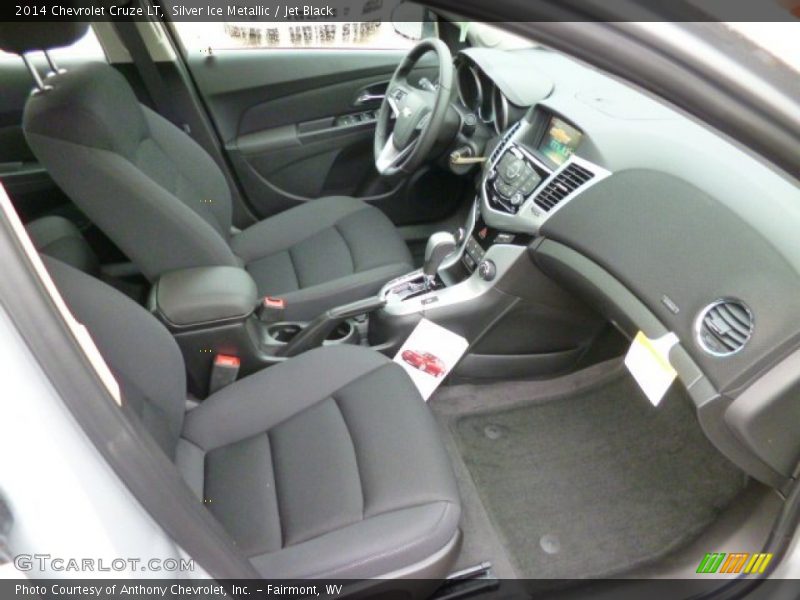 Silver Ice Metallic / Jet Black 2014 Chevrolet Cruze LT
