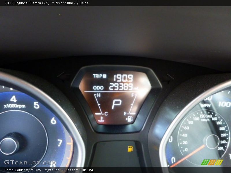 Midnight Black / Beige 2012 Hyundai Elantra GLS