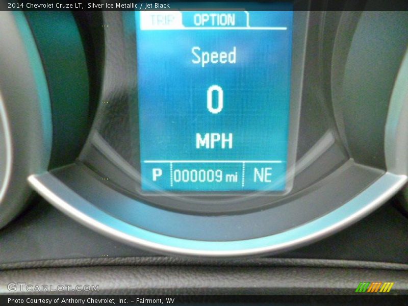Silver Ice Metallic / Jet Black 2014 Chevrolet Cruze LT