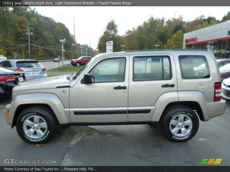 Light Sandstone Metallic / Pastel Pebble Beige 2011 Jeep Liberty Sport 4x4