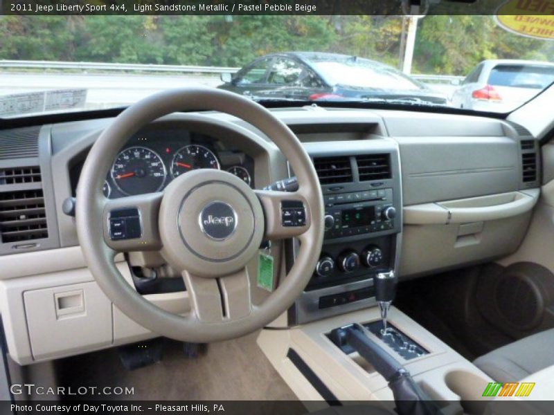 Light Sandstone Metallic / Pastel Pebble Beige 2011 Jeep Liberty Sport 4x4