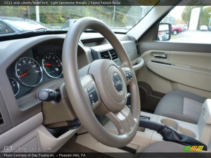 Light Sandstone Metallic / Pastel Pebble Beige 2011 Jeep Liberty Sport 4x4