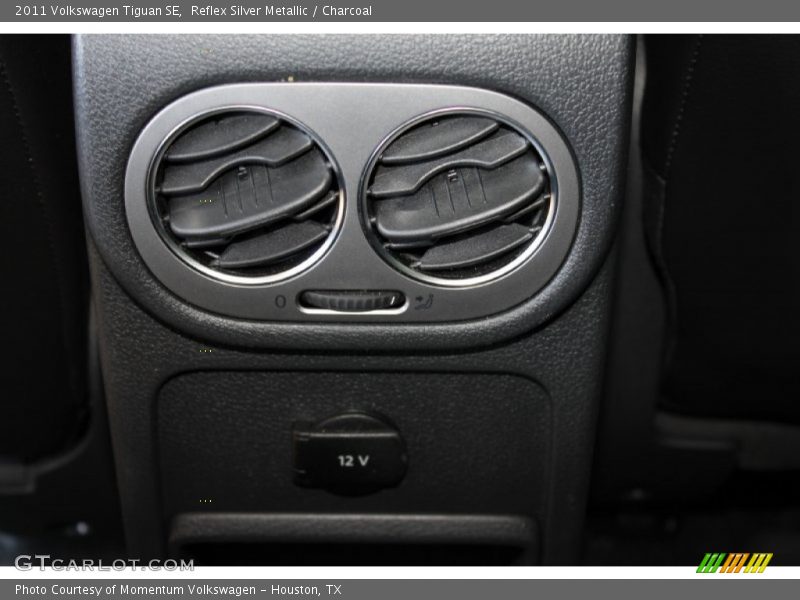 Reflex Silver Metallic / Charcoal 2011 Volkswagen Tiguan SE