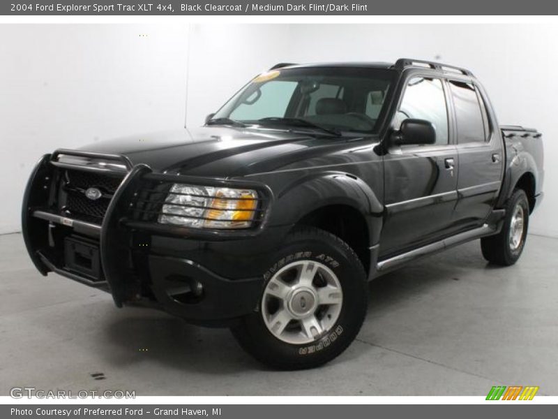 Front 3/4 View of 2004 Explorer Sport Trac XLT 4x4