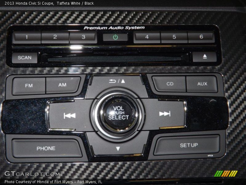 Controls of 2013 Civic Si Coupe