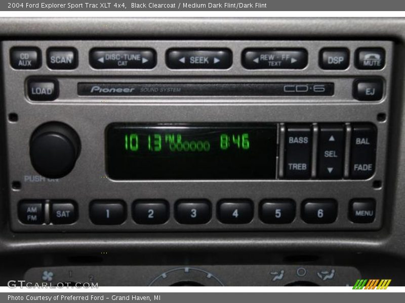 Black Clearcoat / Medium Dark Flint/Dark Flint 2004 Ford Explorer Sport Trac XLT 4x4